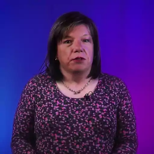 Photo of Lynne Jones