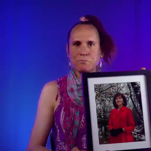 Photo of Talia Button